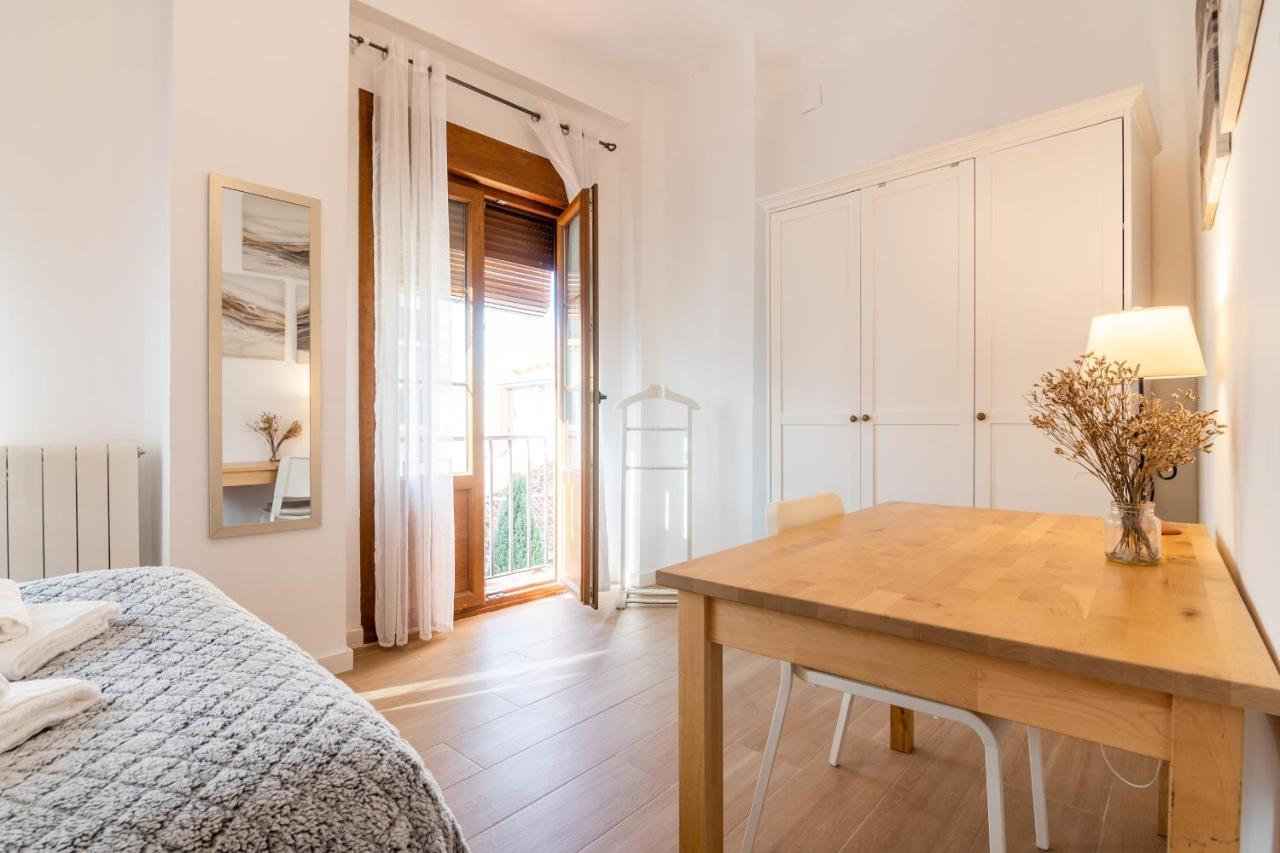 Tuguest Plaza Pescaderia - Catedral Apartment Granada Exterior photo